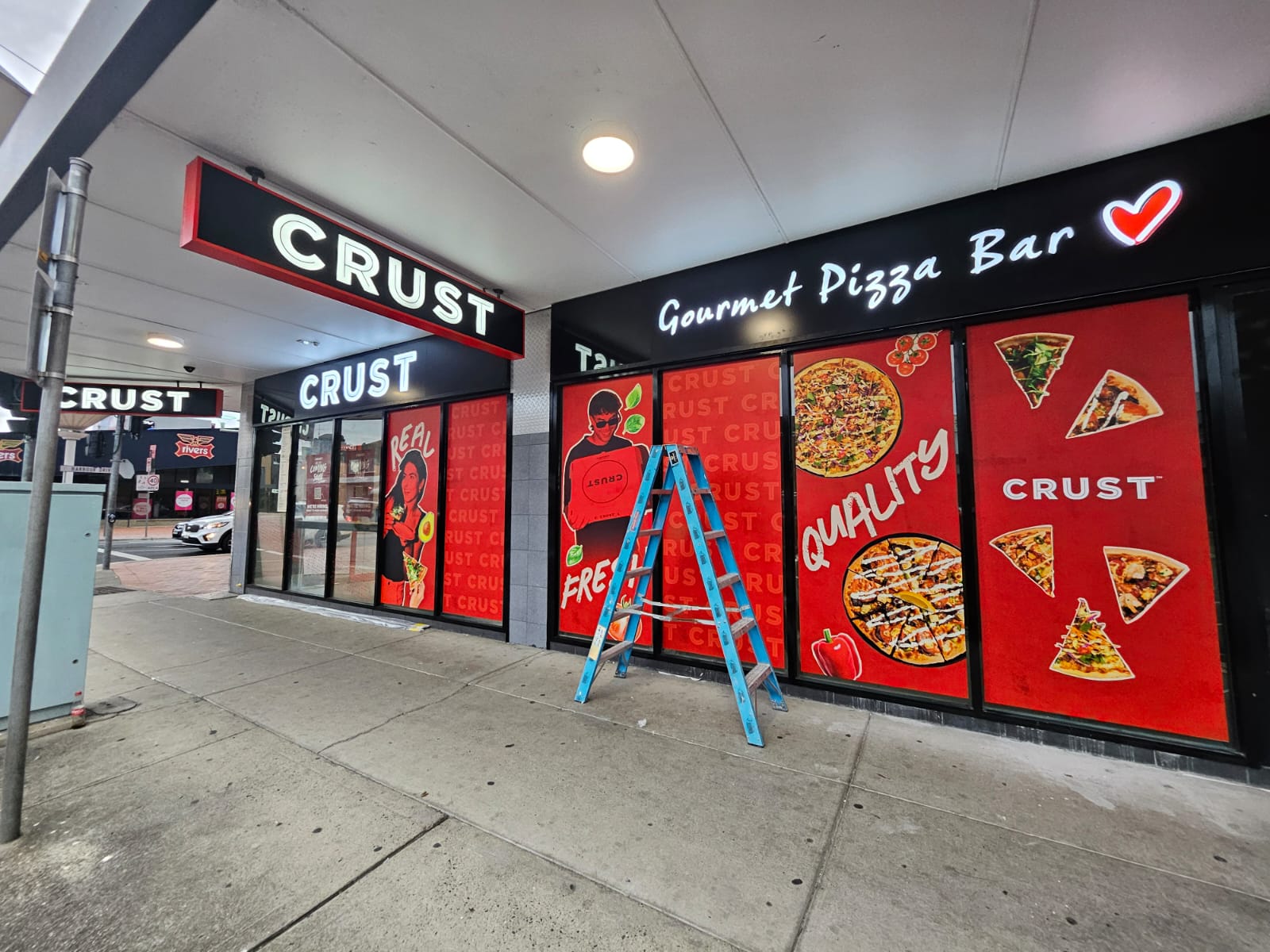 Gloria Jean's illuminated kiosk panel fabrication